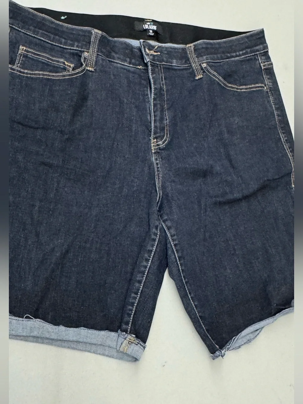 LuLaRoe Dark Blue Denim Blue Jean Shorts with Magic waistband  size 38 / 18